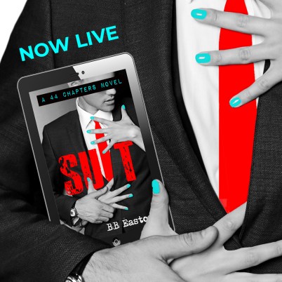 www.dgbookblog.com:SUIT now live with hands